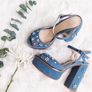 BRAND NEW, never worn beautiful Zara denim beaded platform sandals. Super cute!
